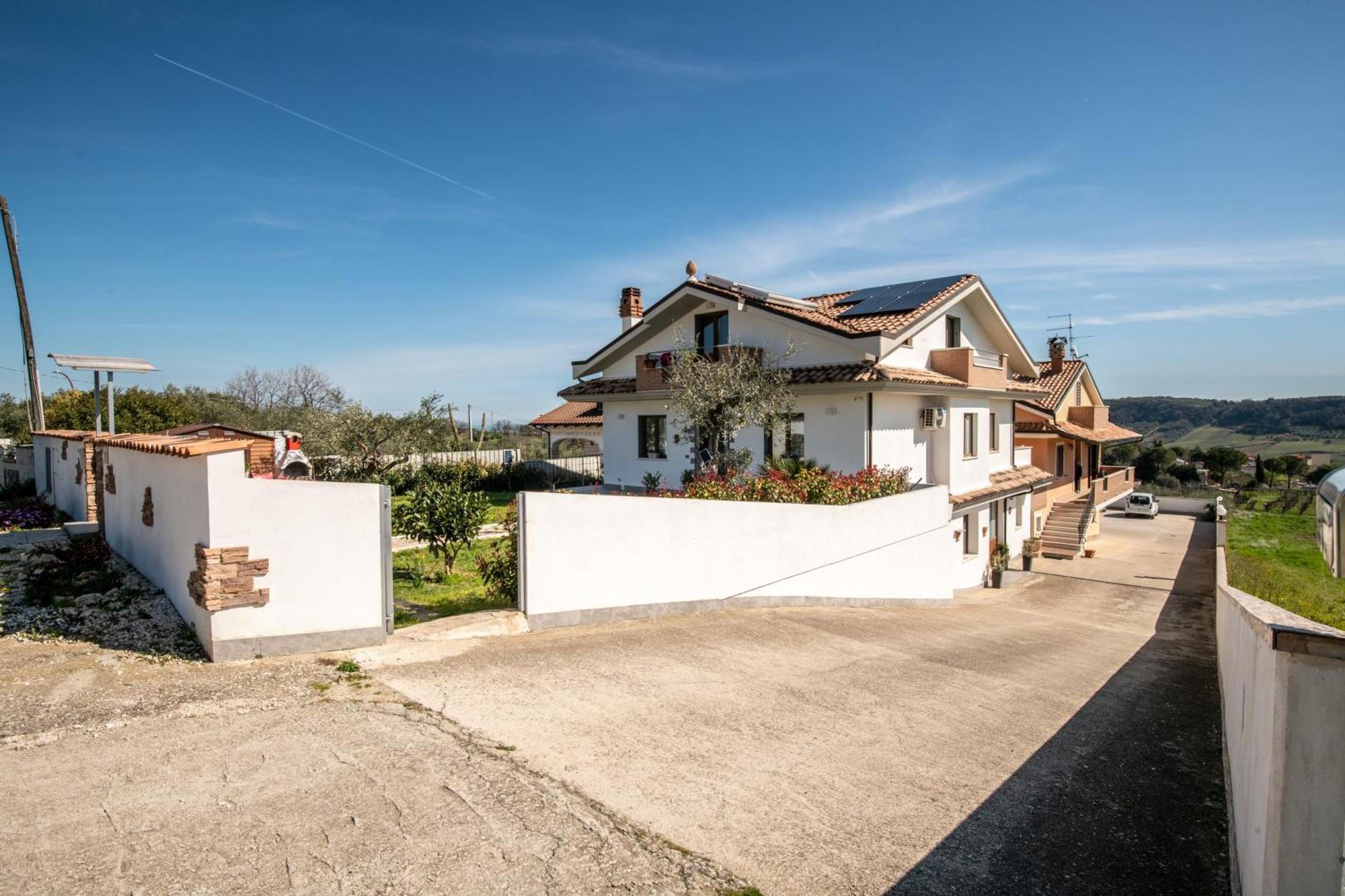 Villa Mastro Oleario 5 Dal Mare 30 Dai Monti Torrevecchia Teatina エクステリア 写真