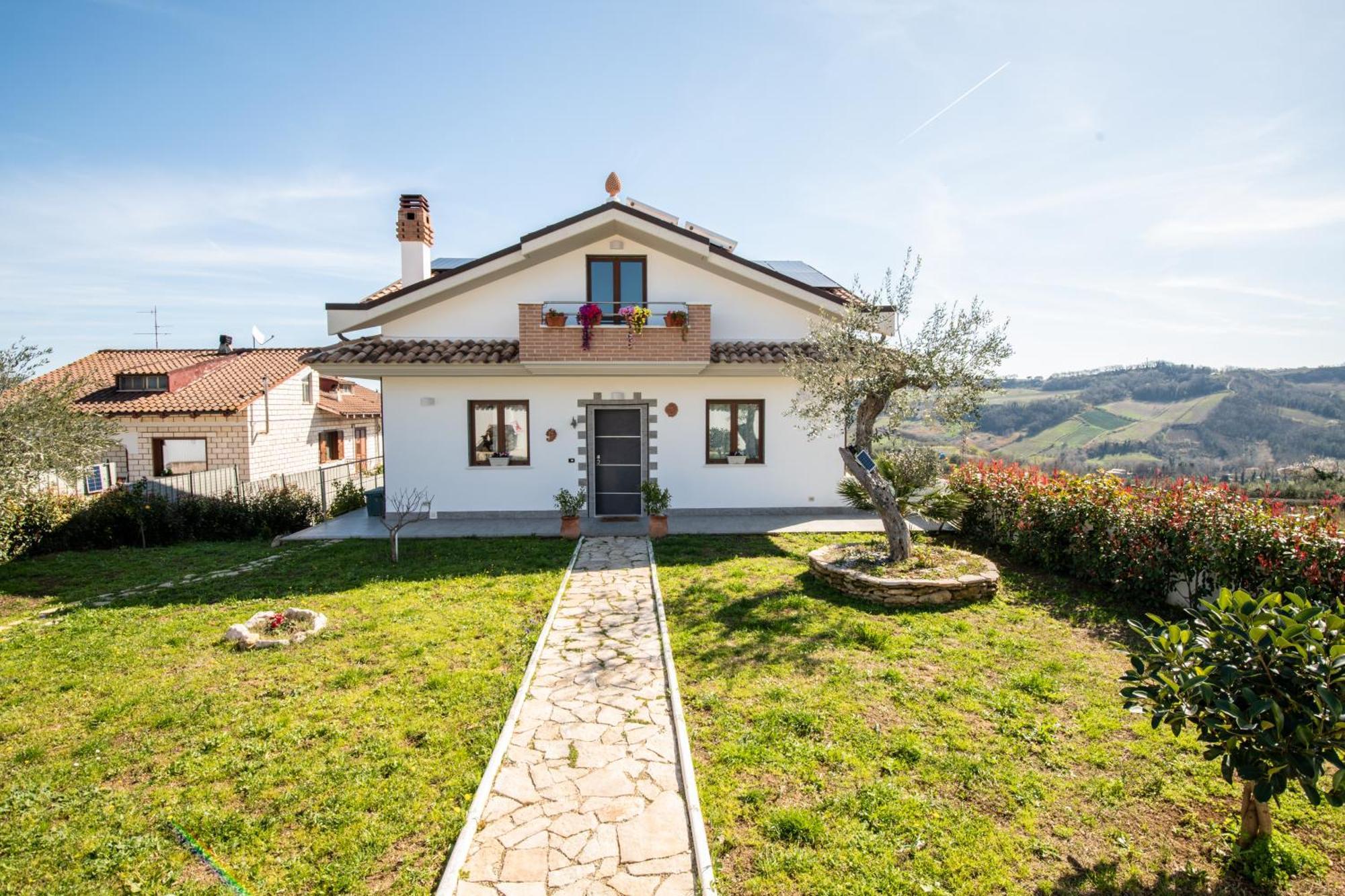 Villa Mastro Oleario 5 Dal Mare 30 Dai Monti Torrevecchia Teatina エクステリア 写真